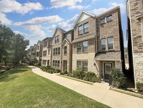 Building Photo - 803 Tennessee Dr