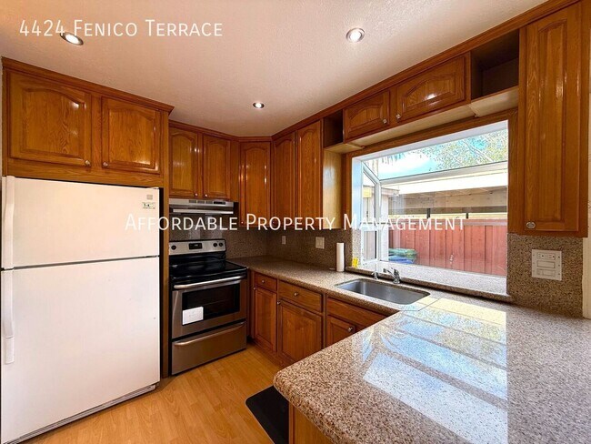 Building Photo - 4424 Fenico Terrace