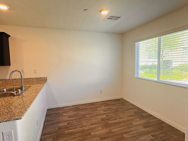 Building Photo - Semi-Furnished 3-bedroom, 2.5-bath townhouse For Rent