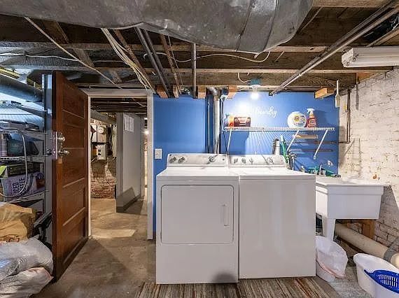 Building Photo - 705 Collings Ave