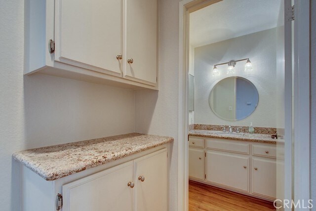 Building Photo - 58 Greenmoor