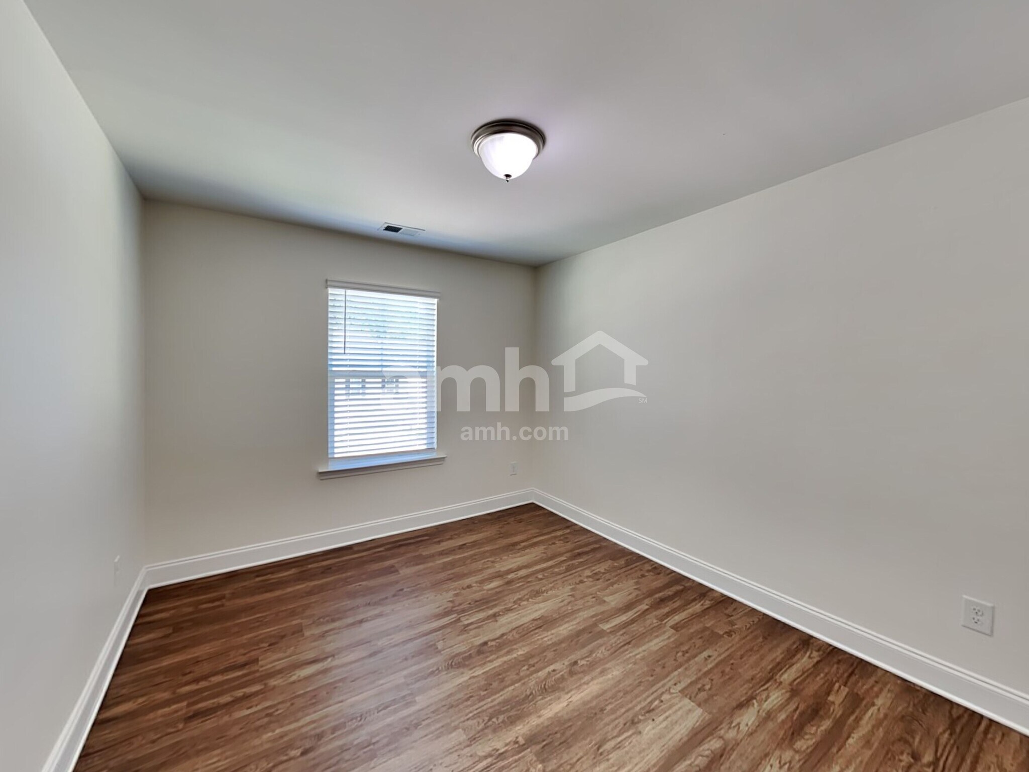 Building Photo - 124 Cobblestone Dr