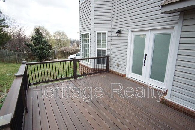 Building Photo - 11100 Autumn Hollow Ln