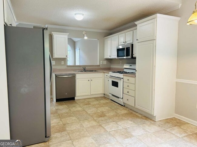Building Photo - 61 Riva Ridge Ln