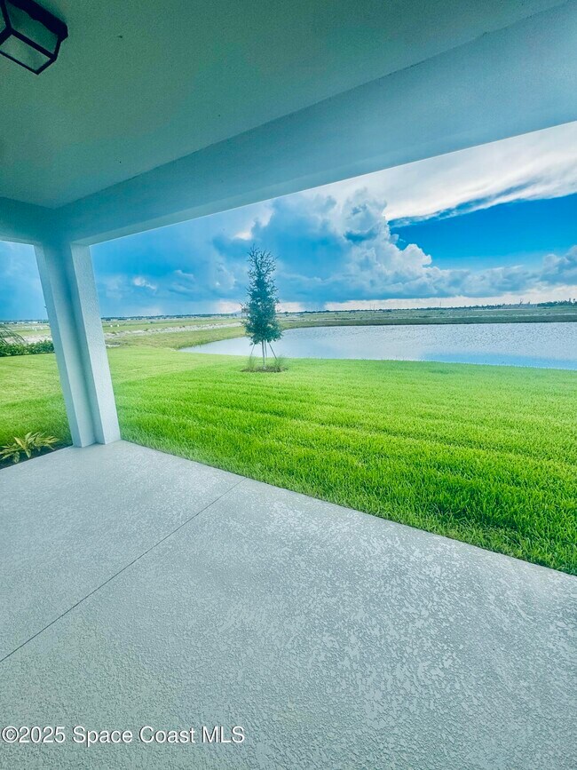 Building Photo - 8538 Rocard Ct