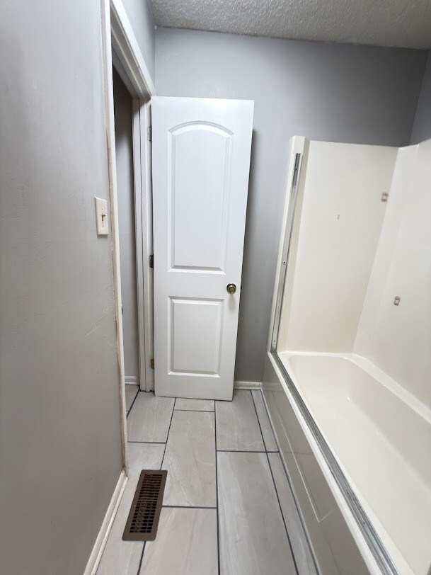 Building Photo - 1307 Baytree Dr