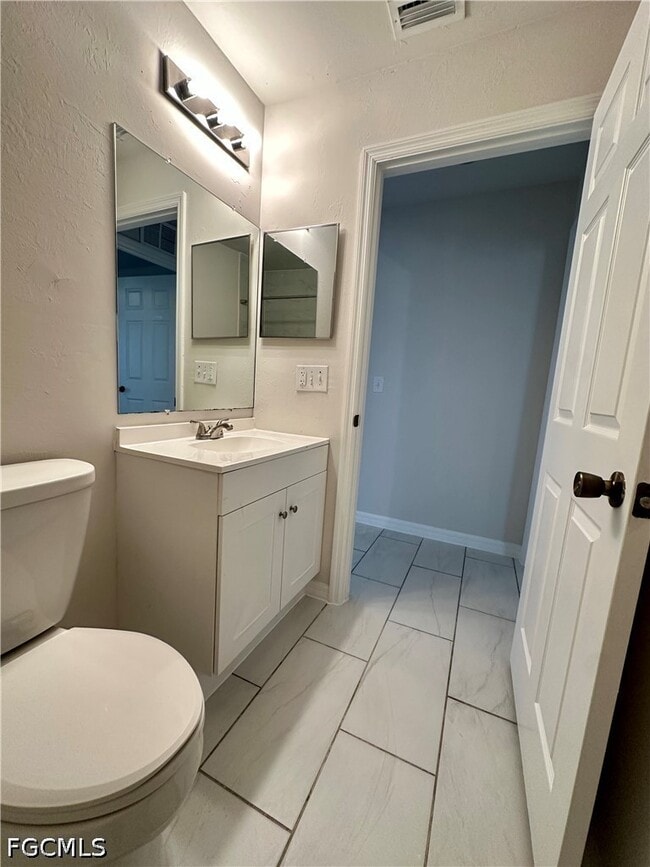 Building Photo - 4406 Skyline Blvd