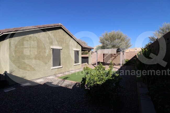 Primary Photo - 2767 E Mews Rd