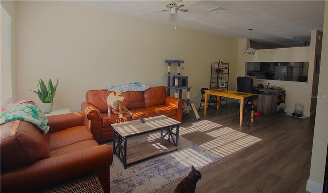 Building Photo - 12369 Berkeley Square Dr