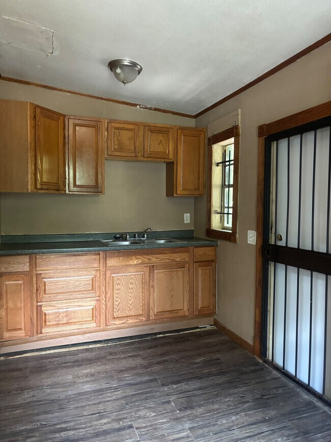 Building Photo - 2995 Snow Drop Ct