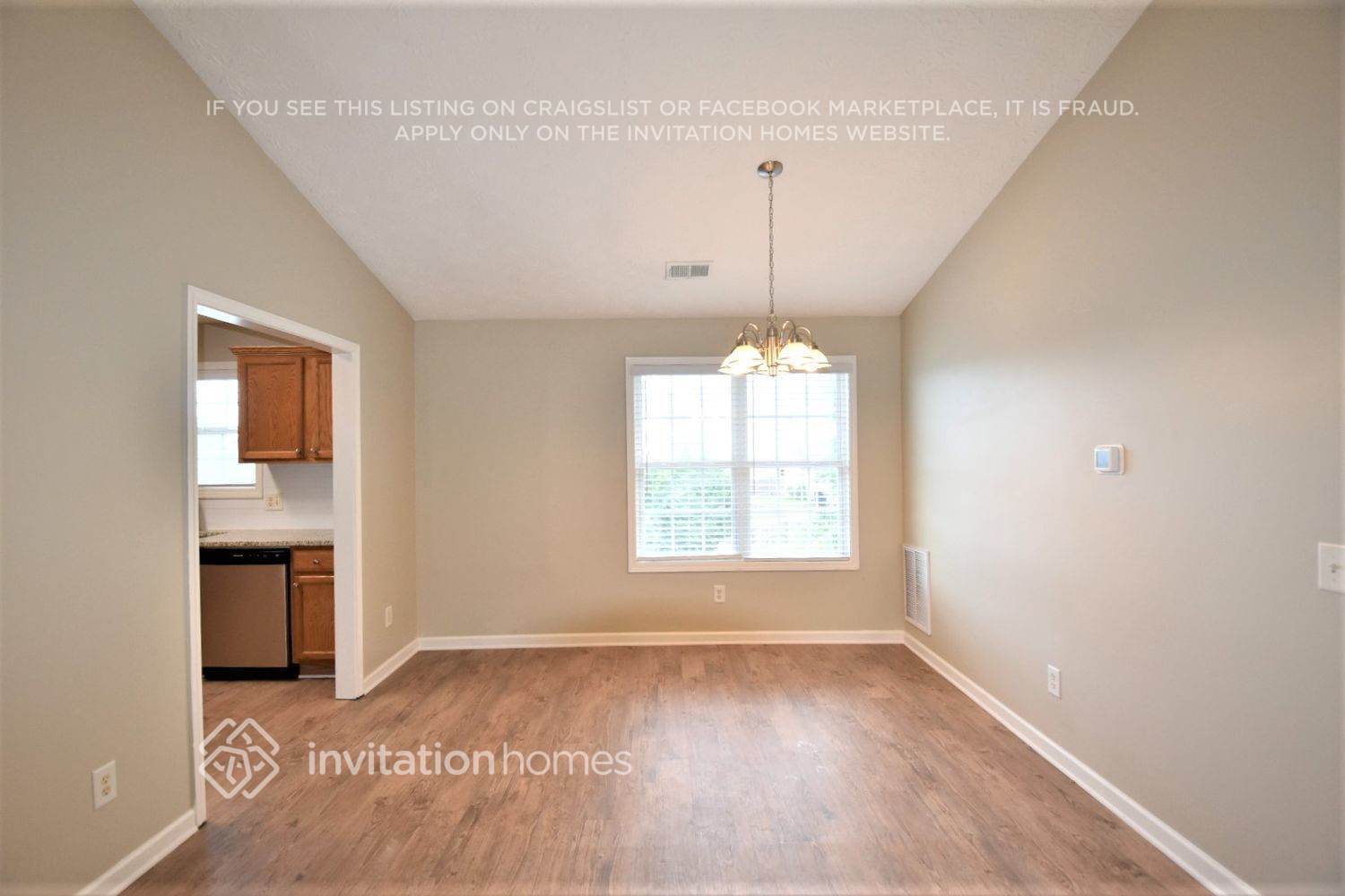 Building Photo - 5622 Elwood Cir