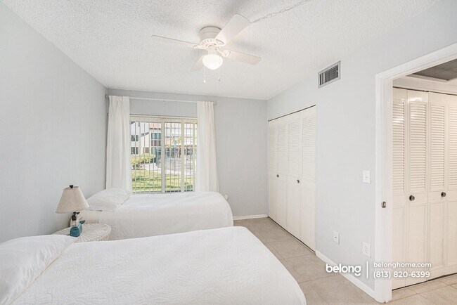 Building Photo - 2211 Belleair Rd