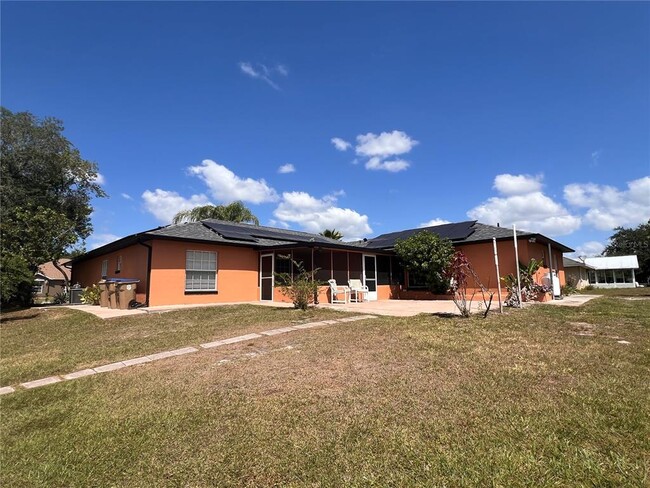 Building Photo - 3900 Oak Pointe Blvd