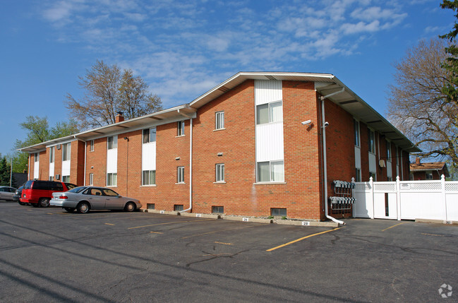Building Photo - Patrician Apartments