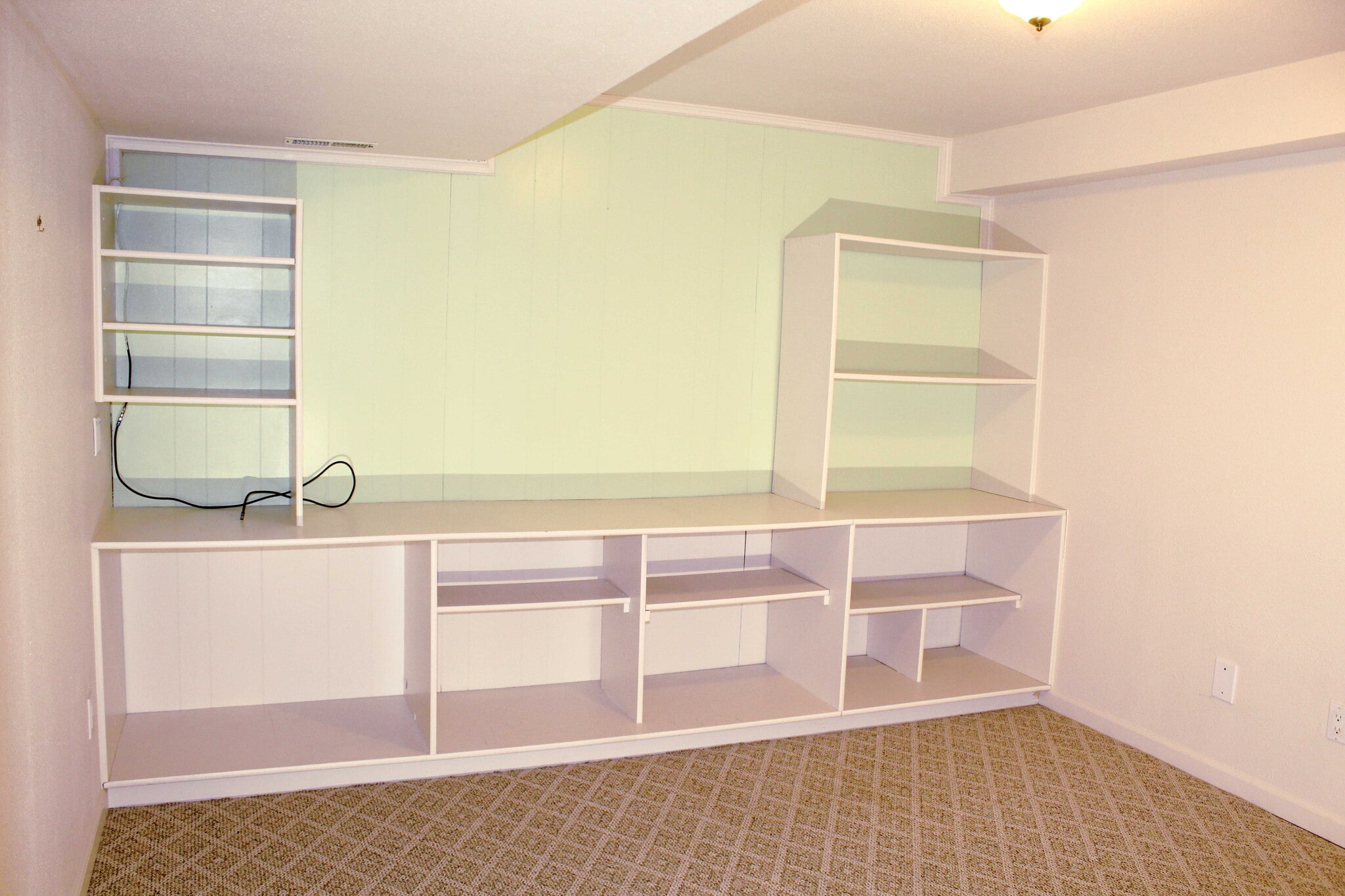 Basement Rec. Room/Family Room with built-ins - 135 Apple Way