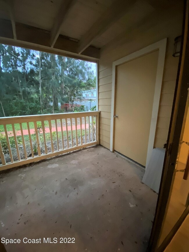 Building Photo - 225 S Tropical Trail