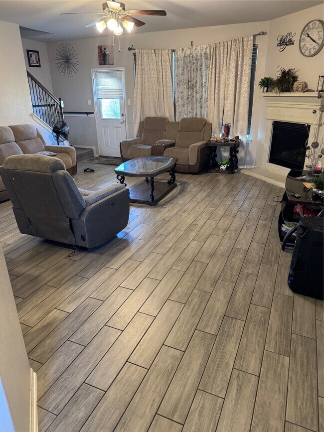 Building Photo - 8814 Alpine Wood Wy