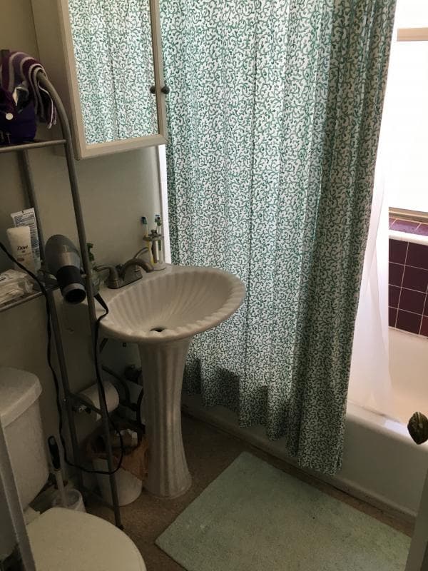 Building Photo - 55 Park Dr