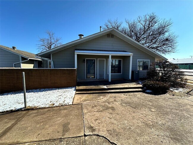 Building Photo - 2739 Indian Creek Blvd