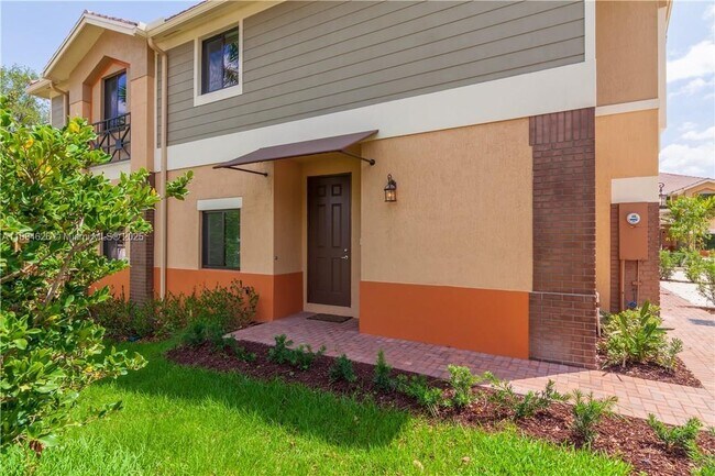 Building Photo - 6301 S Station Square