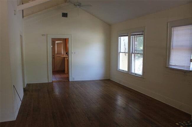 Building Photo - 2826 Salado St