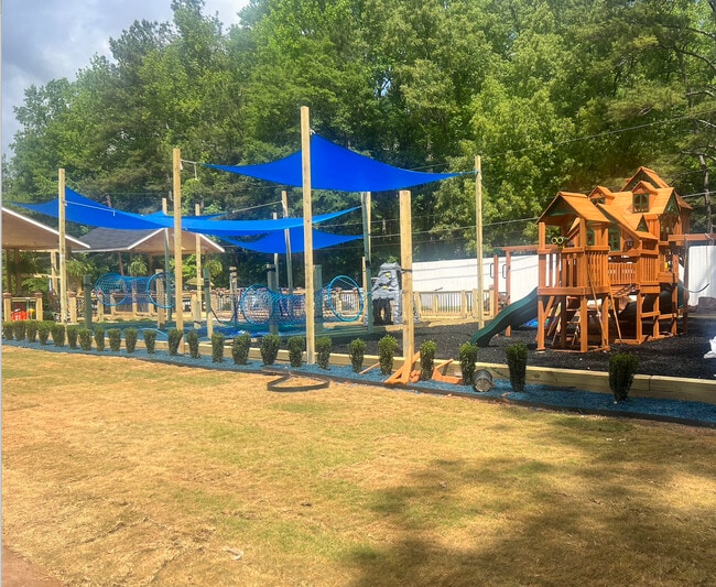 Building Photo - Bolden Courts Apartments LLC