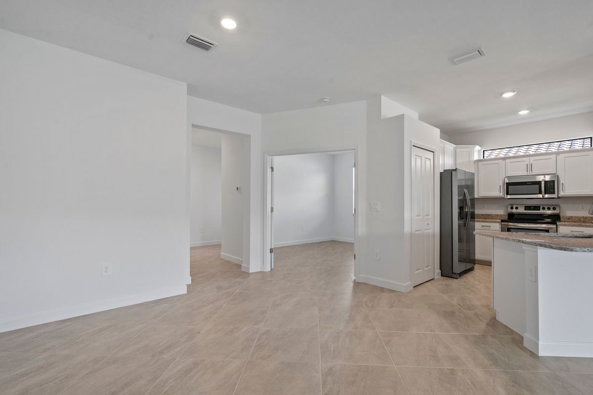 Building Photo - 14107 Winding Cedar Wy