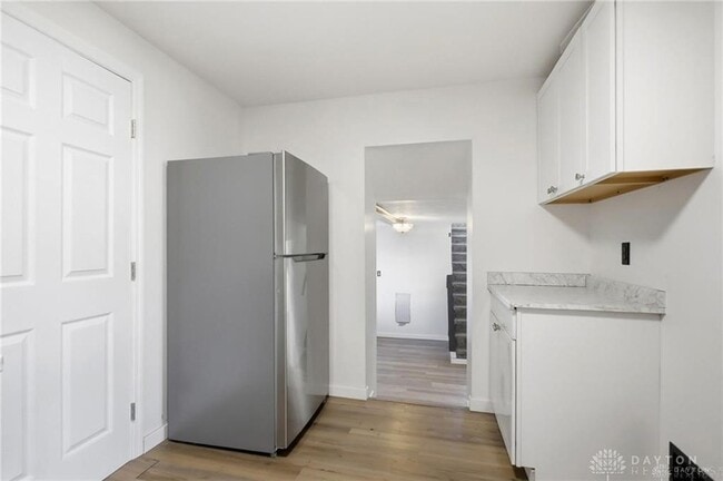 Building Photo - 2512 Harshman Rd