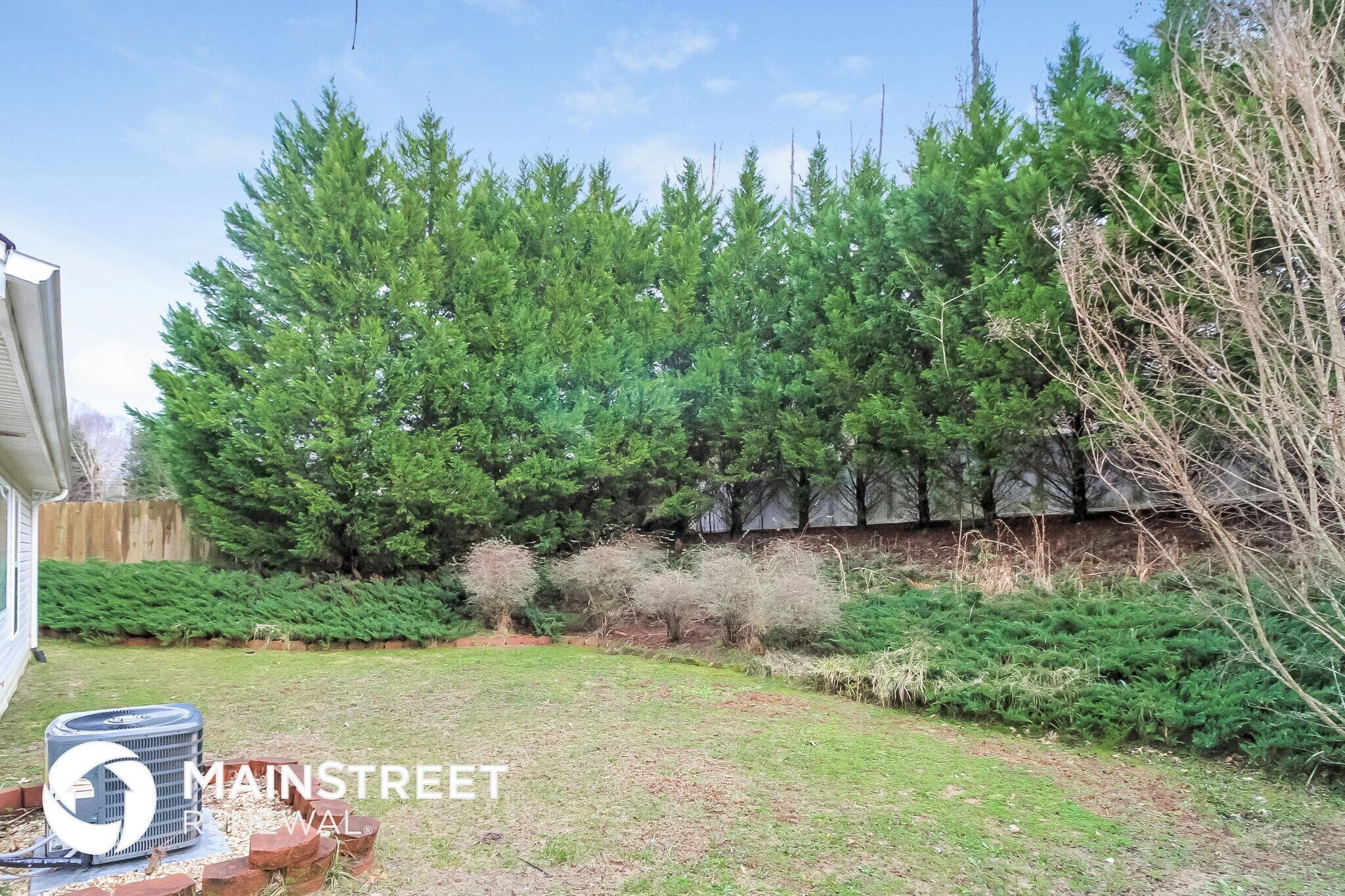 Building Photo - 556 Lakeside Valley Dr