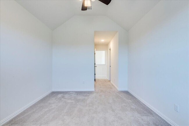 Building Photo - 1689 Cool Spring Way
