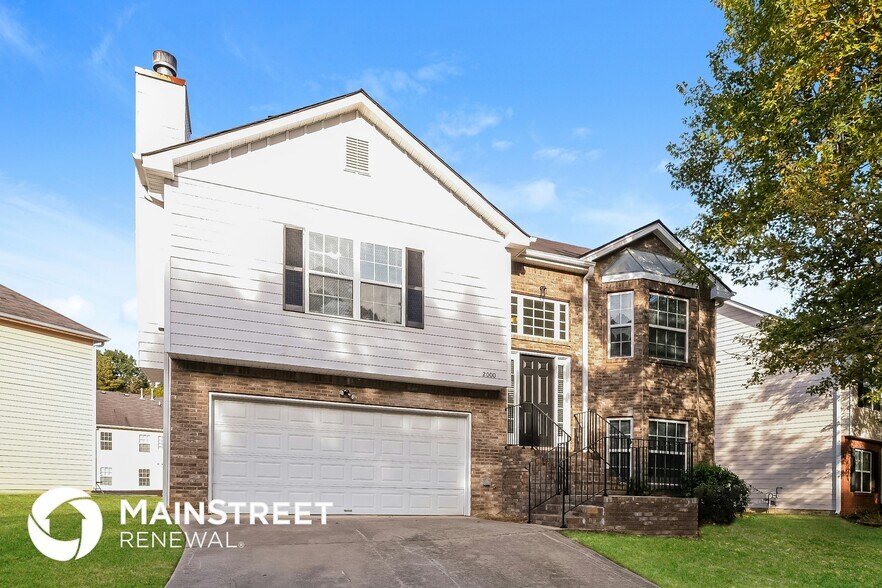 Building Photo - 2000 Redwood Trace