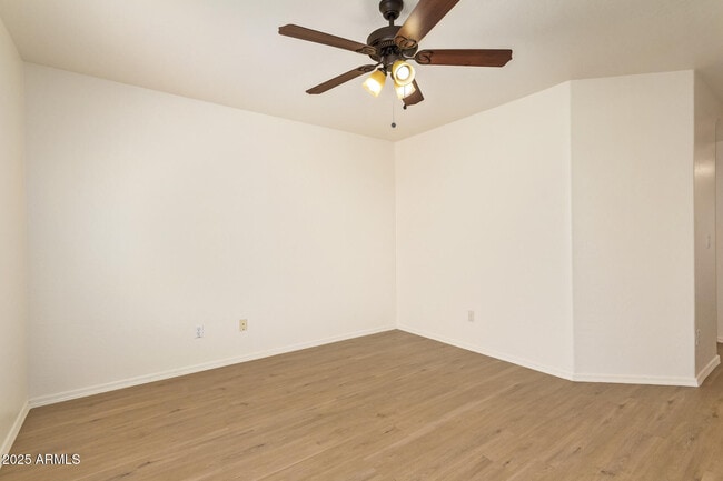 Building Photo - 11413 W Yavapai St