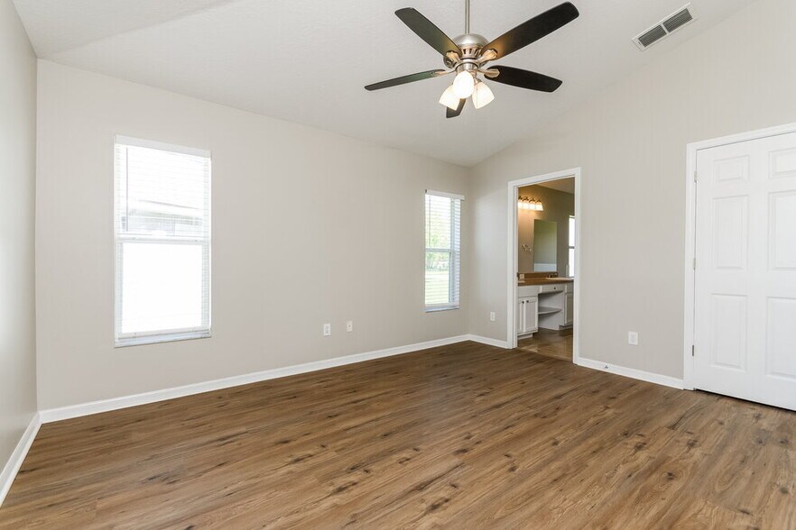 Building Photo - 3063 Eagle Crossing Dr