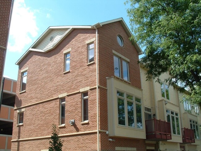 Building Photo - 588 N Midvale Blvd