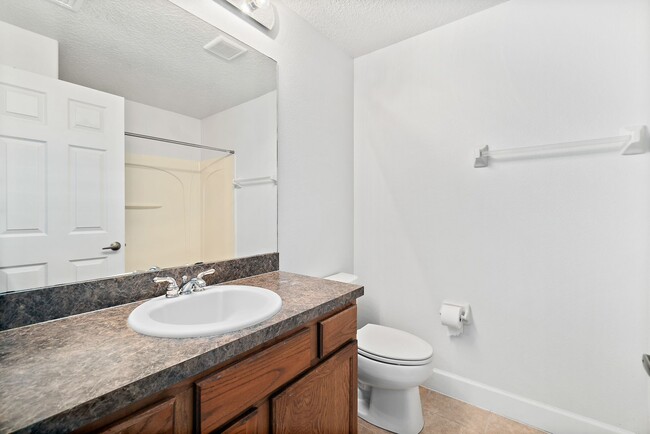 Building Photo - 234 Murano Dr