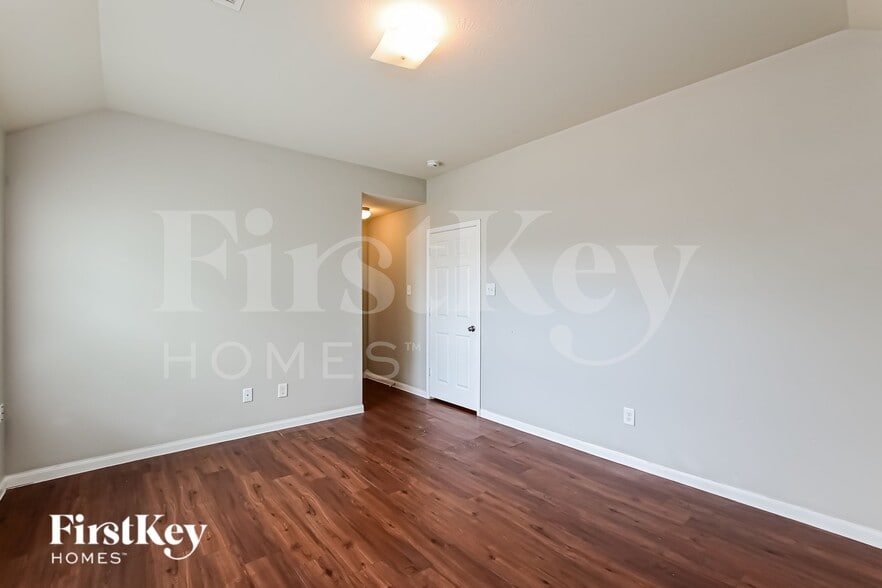 Building Photo - 886 Sun Prairie Dr