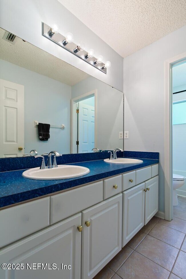 Building Photo - 13480 Gallant Fox Cir W