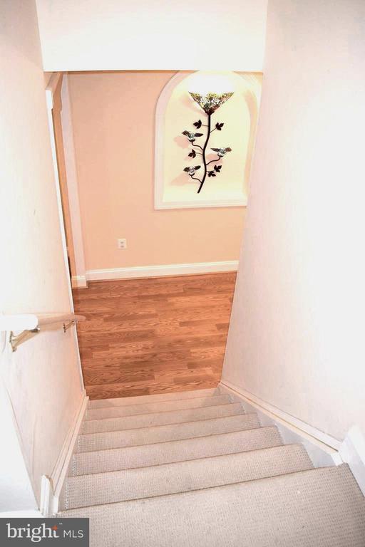 Building Photo - 6808 Old Chesterbrook Rd