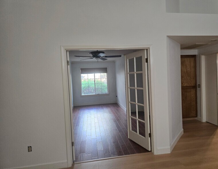 Building Photo - 9113 Gleeson Ct