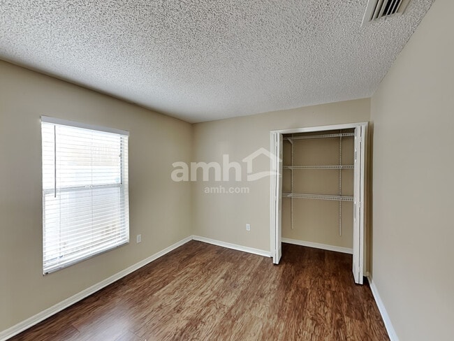 Building Photo - 1821 Rudder Dr