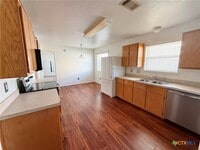 Building Photo - 4504 Aspen Dr