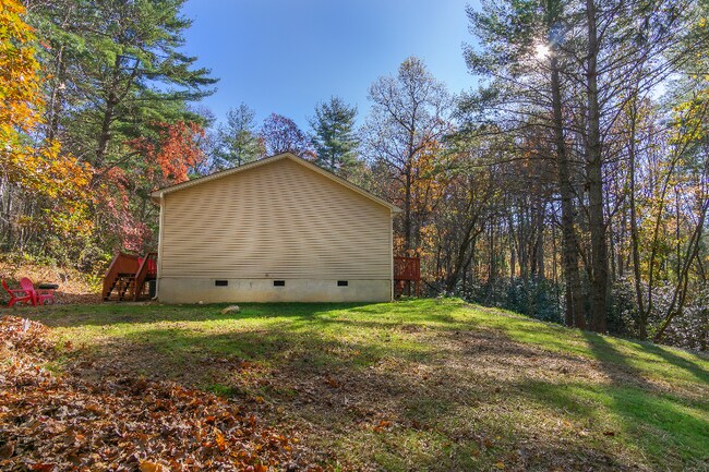 Building Photo - 123 Whitaker Rd