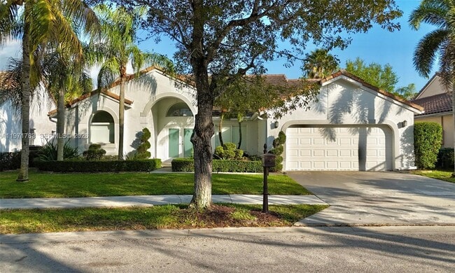 Building Photo - 710 Lake Blvd