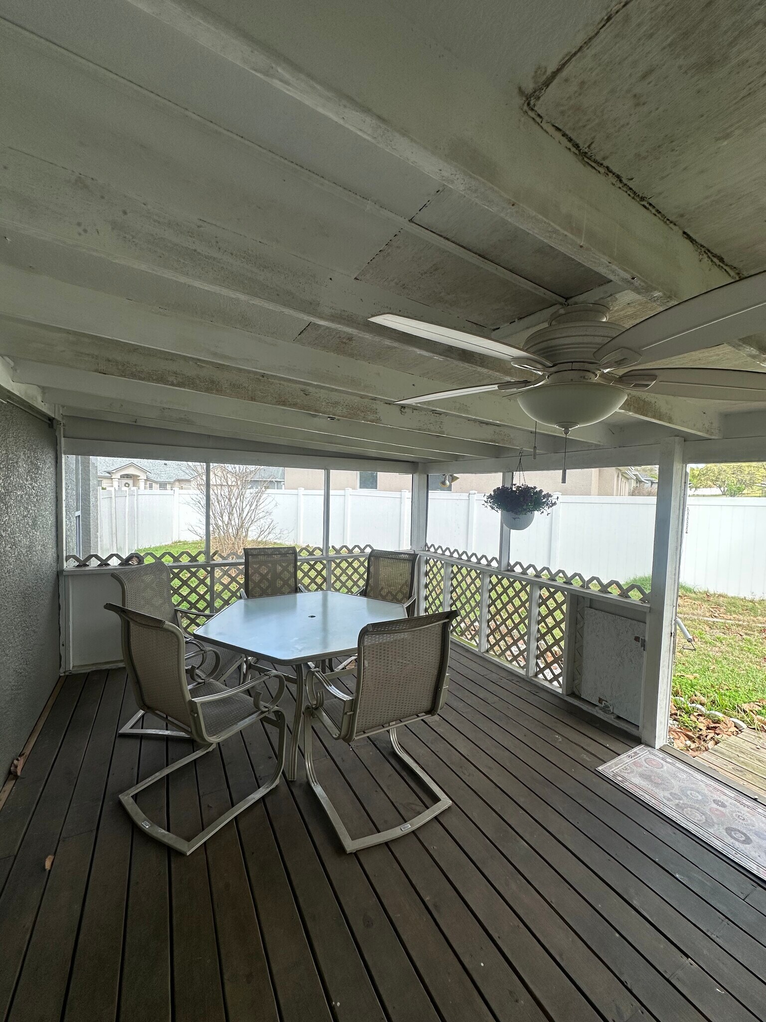 Building Photo - 8426 Greystone Dr