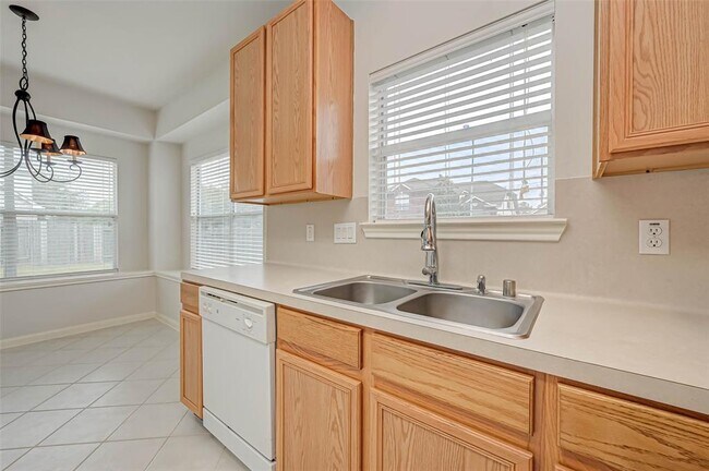 Building Photo - 6031 Bradworthy Dr