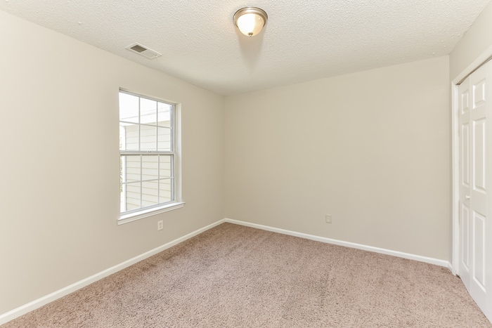 Building Photo - 408 Parc River Blvd