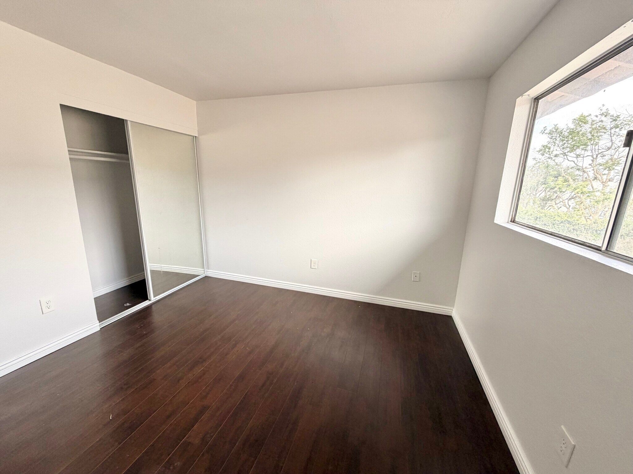 Building Photo - 7251 Elk Cir
