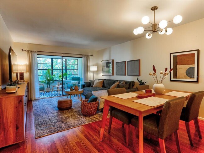 Building Photo - 322 Timber Lake Dr