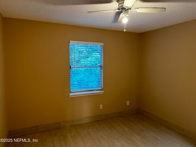 Building Photo - 11695 Tanager Dr