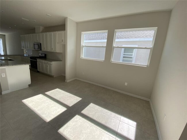 Building Photo - 5659 Del Coronado Dr